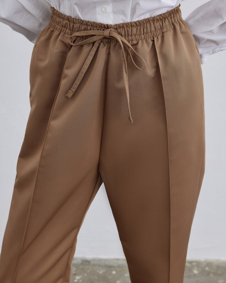 Camel Classic Carrot Cut Trousers