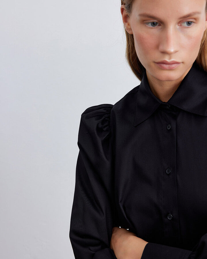 Black Cotton Satin Shoulder Gathered Chic Shirt