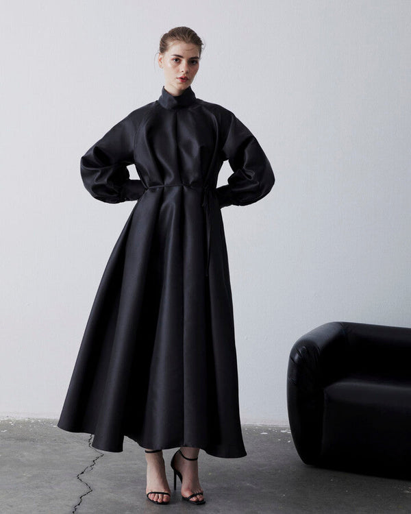 Black Swan Ruffled Swollen Dress